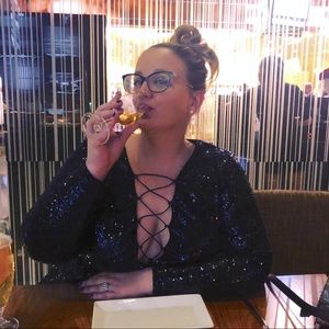 Meet your Posher, Shea